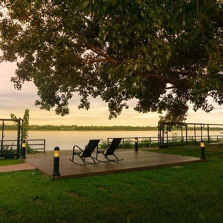 Bo Tree Cottage On The River Mukdahan Exterior photo